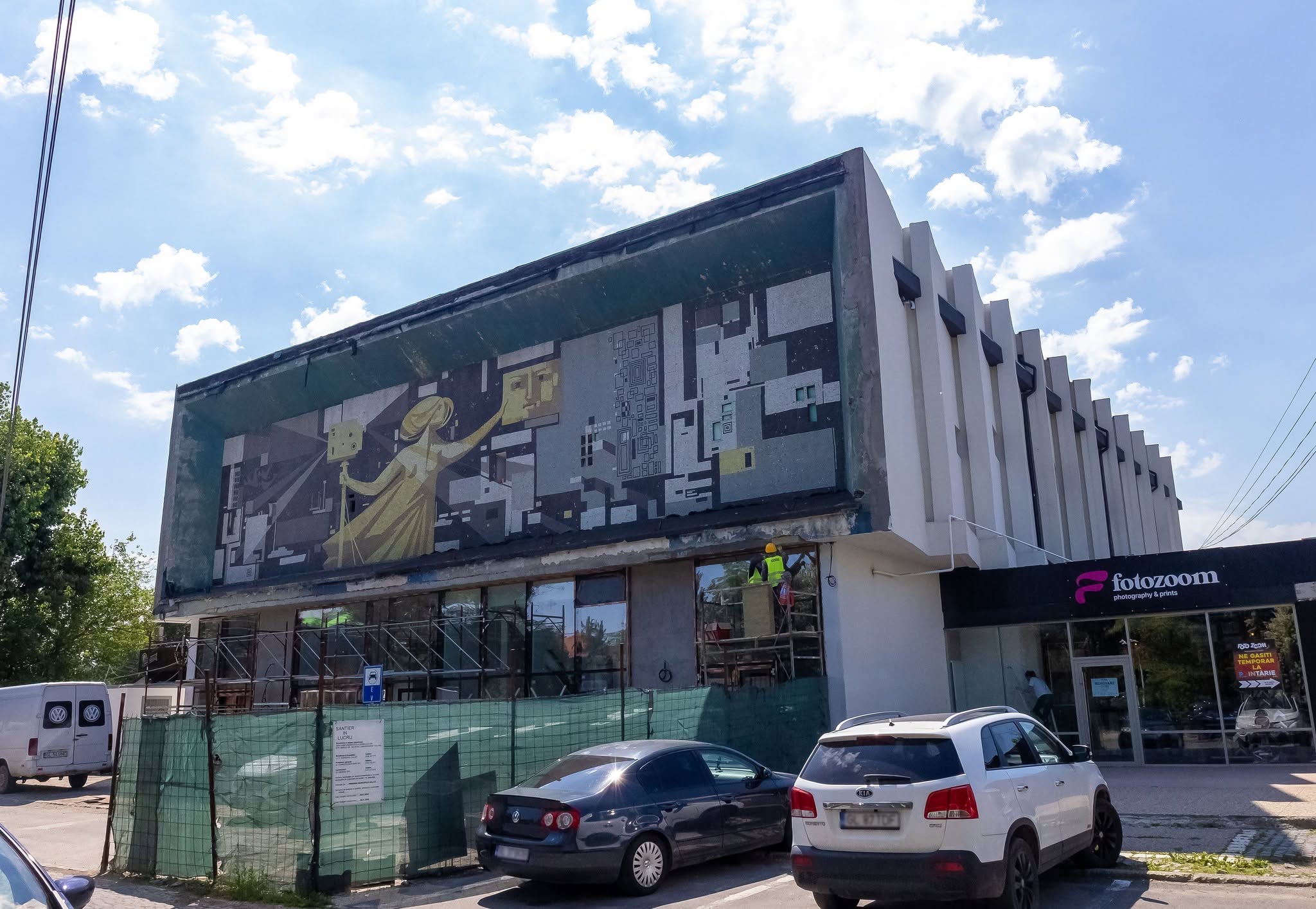 FOTO: Fostul cinematograf „Ţiglina” din Galați, transformat în sediu pentru Teatrul pentru Copii şi Tineret „Gulliver”