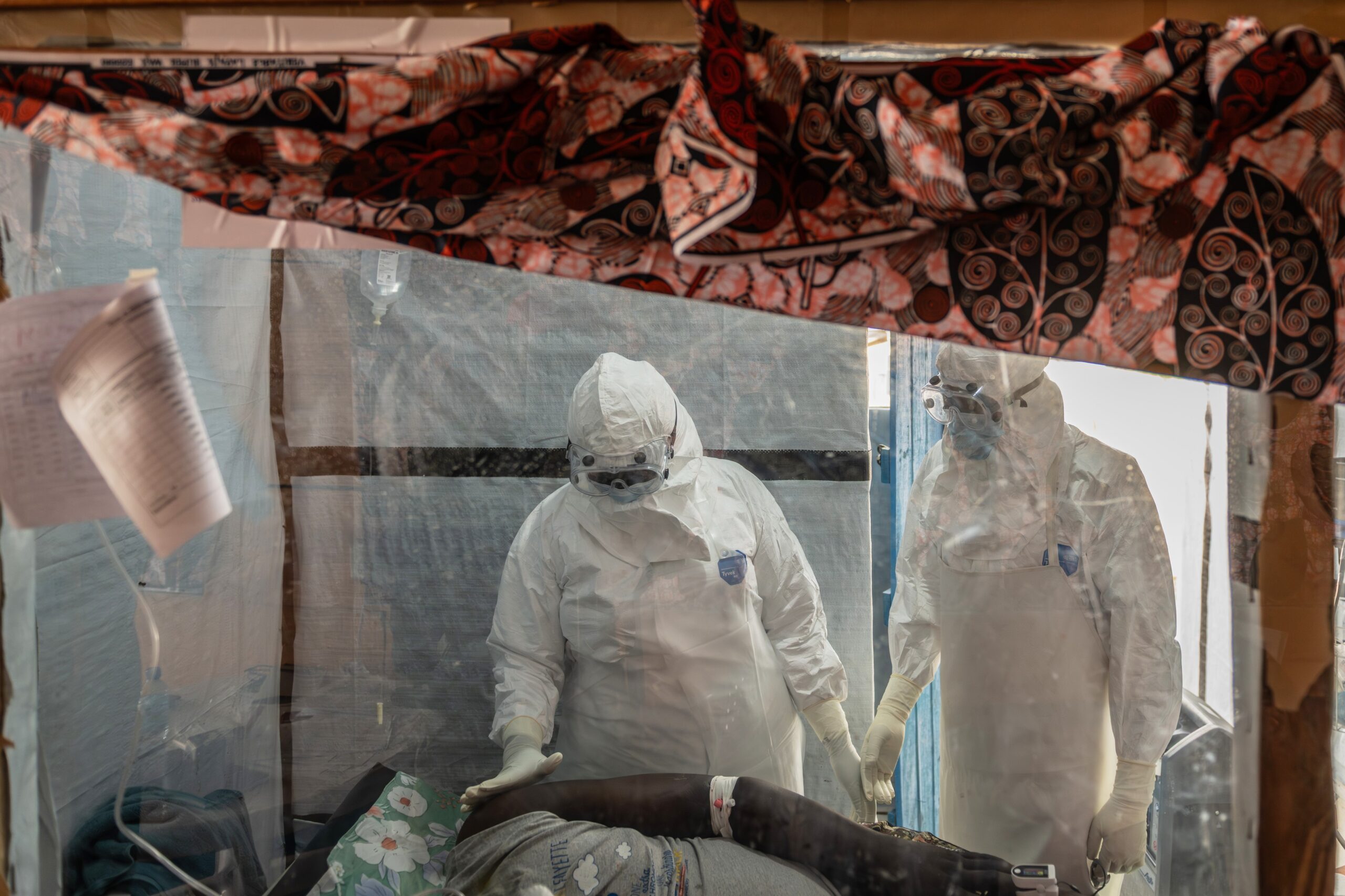 Franța confirmă primul caz de Ebola, după revenirea unui medic din Congo