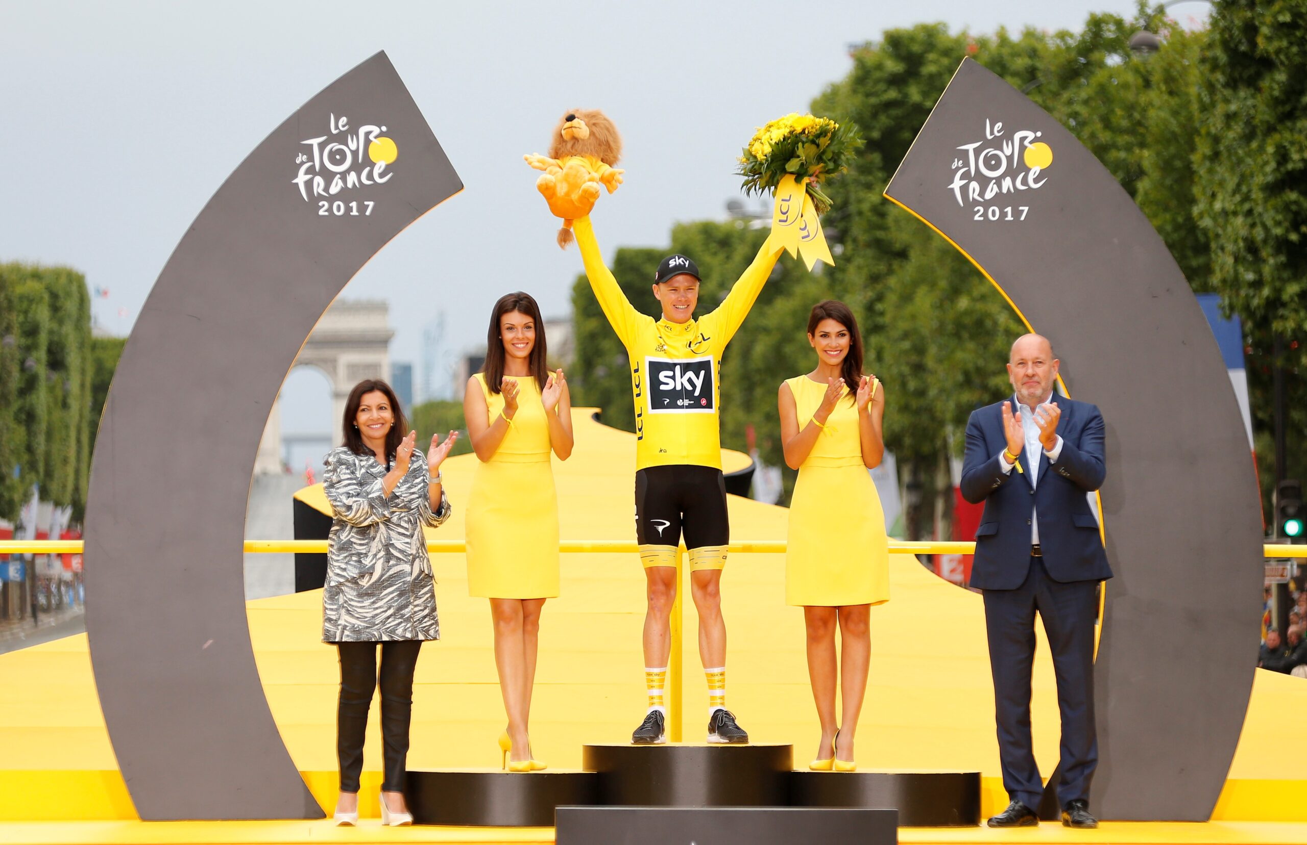 Christopher Froome, cvadruplu câștigător al Turului Franței, și-a anunțat retragerea din ciclismul profesionist