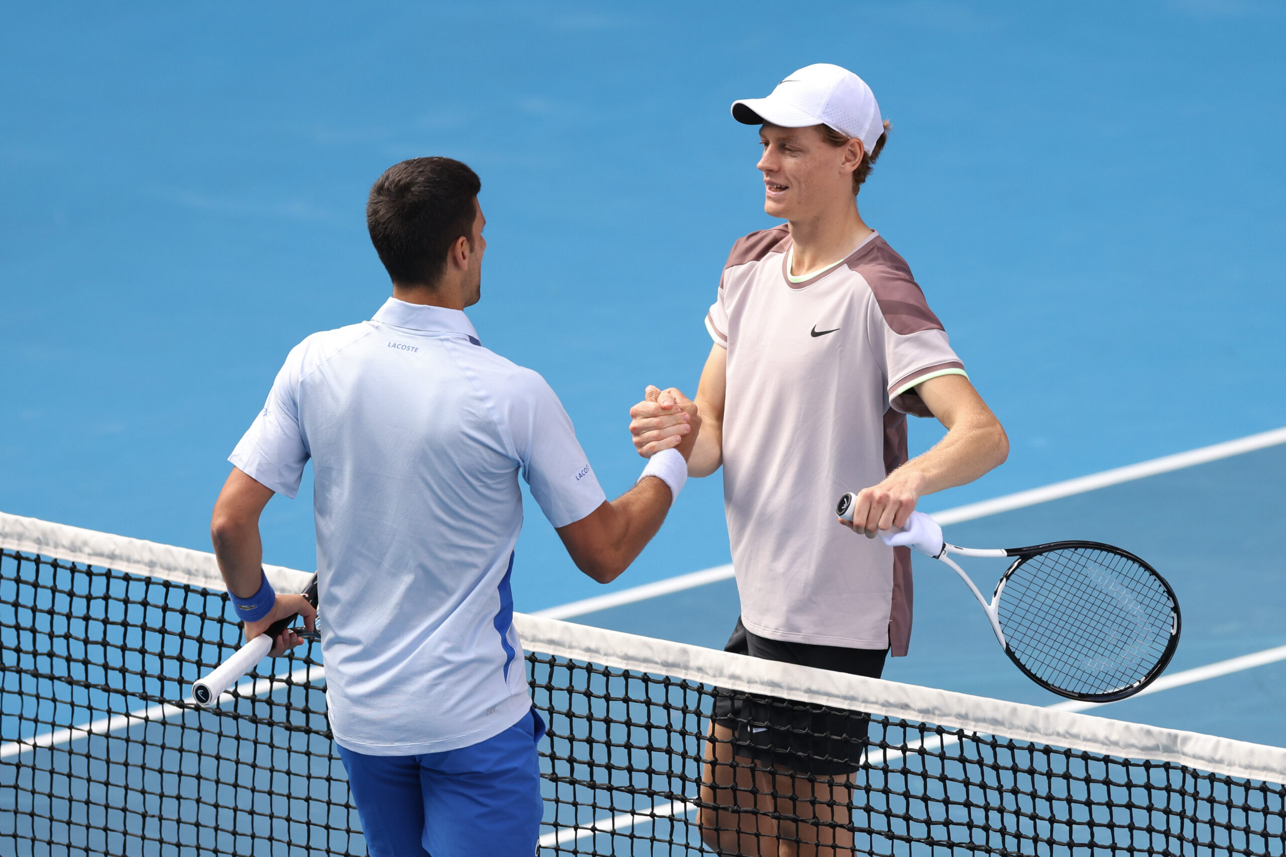 Semifinalele masculine de la Wimbledon 2026 au loc astăzi: un nou episod din thrillerul Sinner – Djokovic