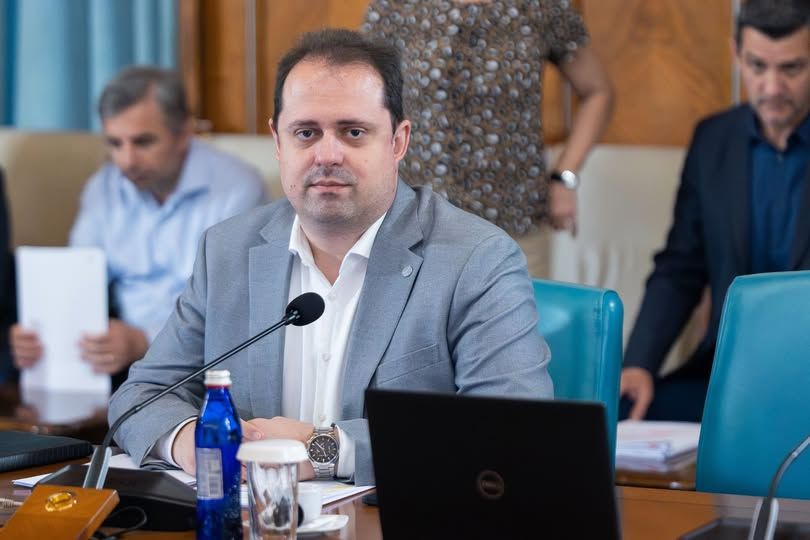 Scandal între societatea civilă și Secretariatul General al Guvernului: atribuire ce pare cu dedicație pentru un ONG abia înființat