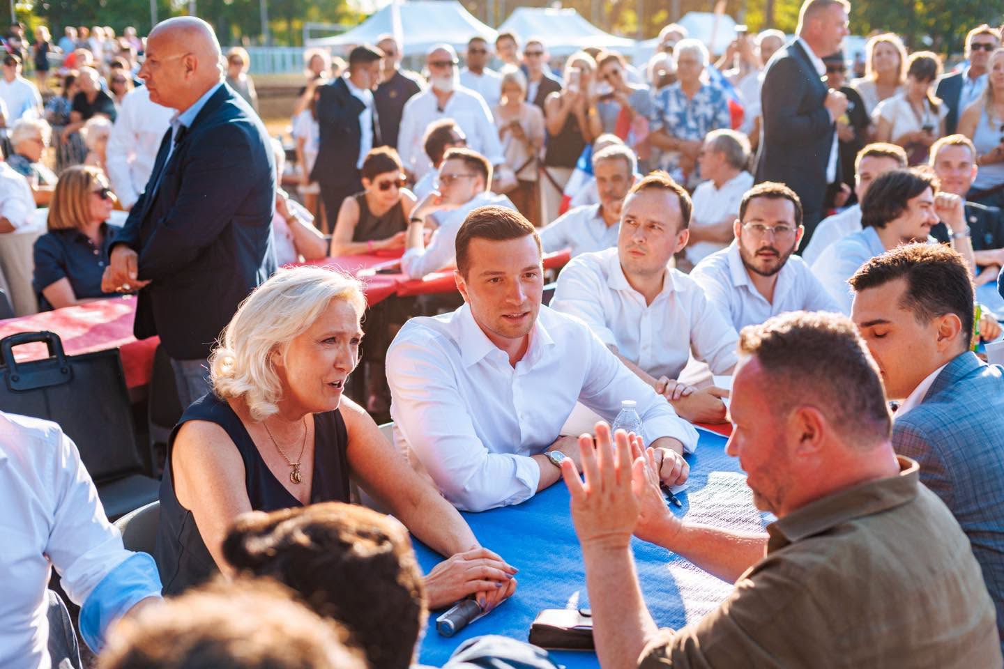 Decizie crucială a justiției franceze care va decide viitorul politic al lui Marine Le Pen, de care depinde candidatura liderei partidului Reunirea Națională (RN, dreapta populistă/extremă) în alegerile prezidențiale din 2027