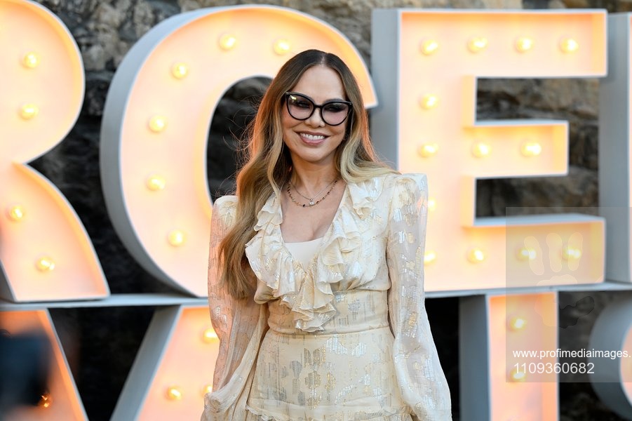 Ornella Muti și fiica ei, Nike Rivelli, intenționează să solicite cetățenia rusă