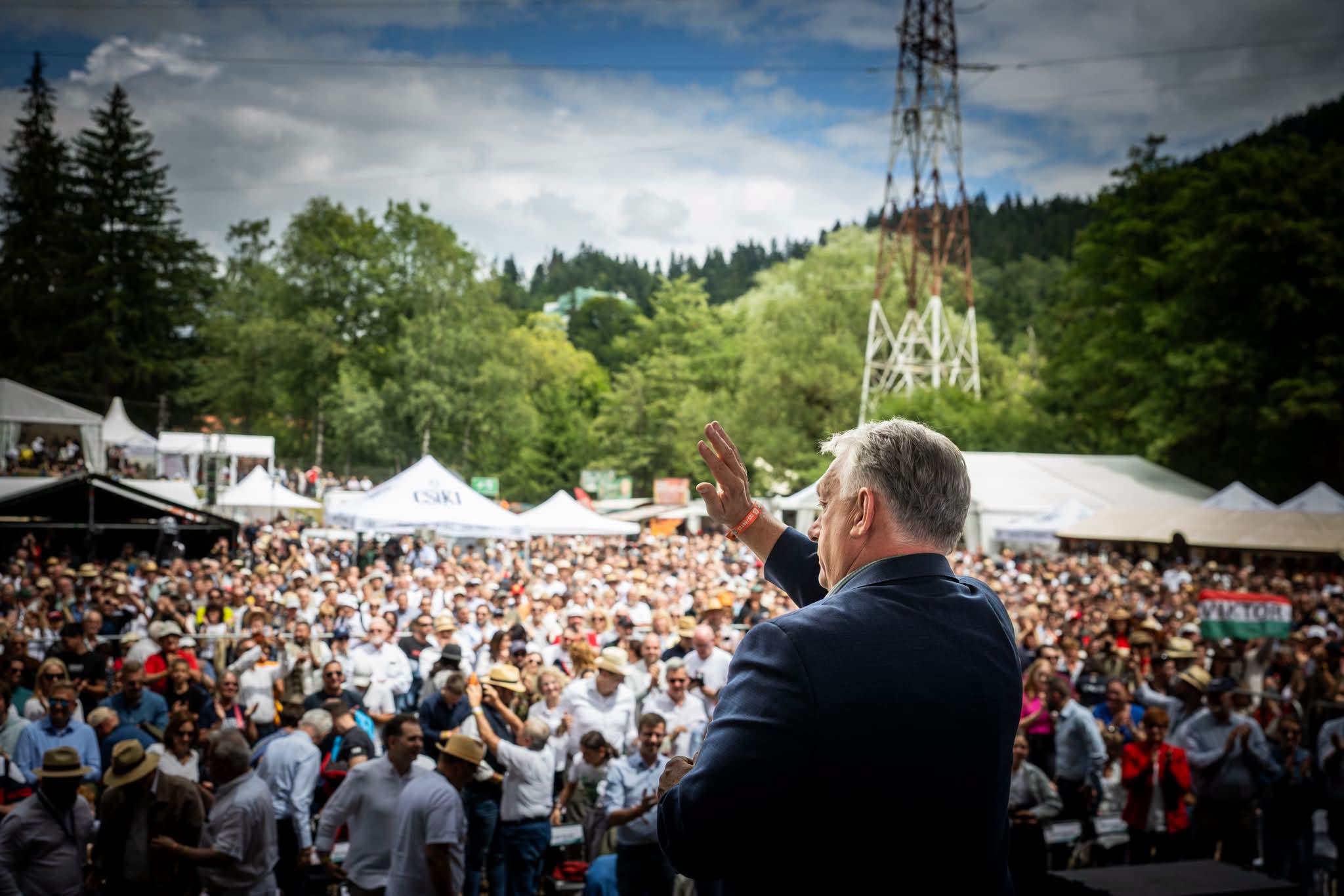 Liderii UDMR nu s-au mai afișat deloc în compania fostului premier al Ungariei, Viktor Orbán, deși acesta s-a aflat în secuime timp de 3 zile / Ce s-a schimbat