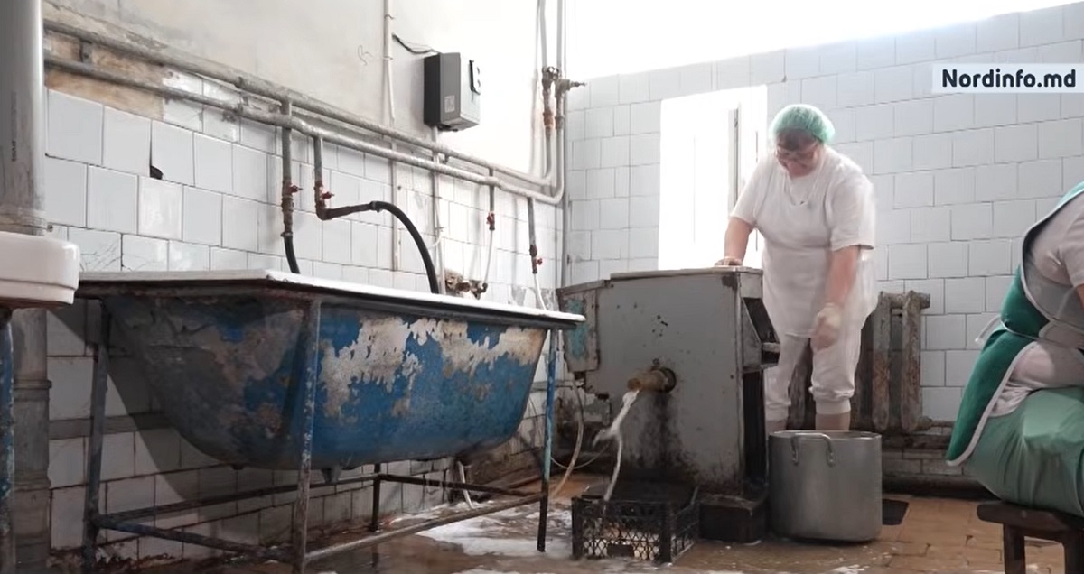 VIDEO | Ministrul Sănătății din Moldova, în lacrimi după ce a vizitat blocul alimentar de la spitalul din Bălți: „Mi-i rușine”