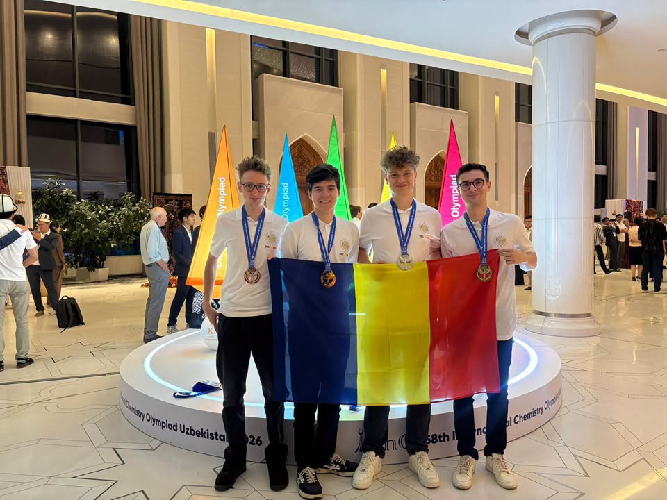 Elevi români, medaliați cu aur, argint și bronz la Olimpiada Internațională de Chimie din Uzbekistan