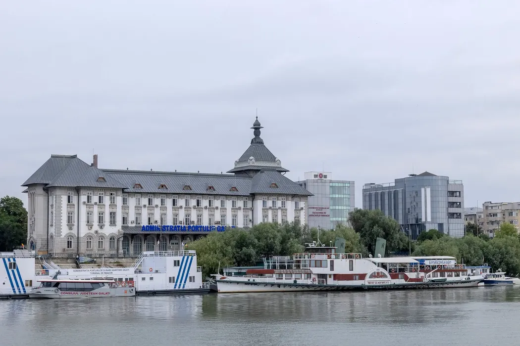 FOTO | Modernizarea Falezei Dunării, investiție de 226 de milioane de lei / Lucrările vor fi gata în 2028 / Contract câștigat de Asocierea Tancrad SRL – Citadina 98 SA – Lemacons SRL – Old Road Construct SRL