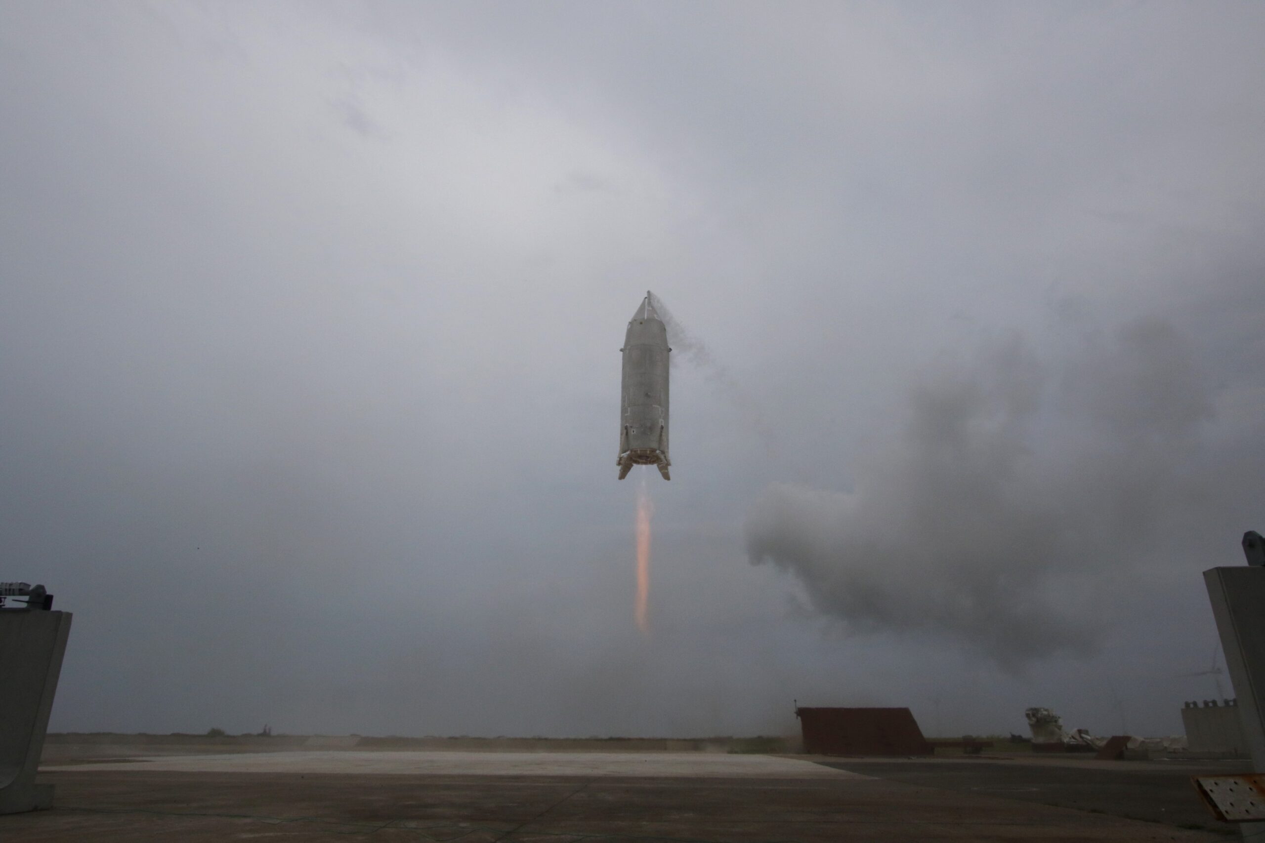 VIDEO | Japonia testează cu succes o rachetă reutilizabilă / Prototipul JAXA a decolat și a aterizat pentru prima dată