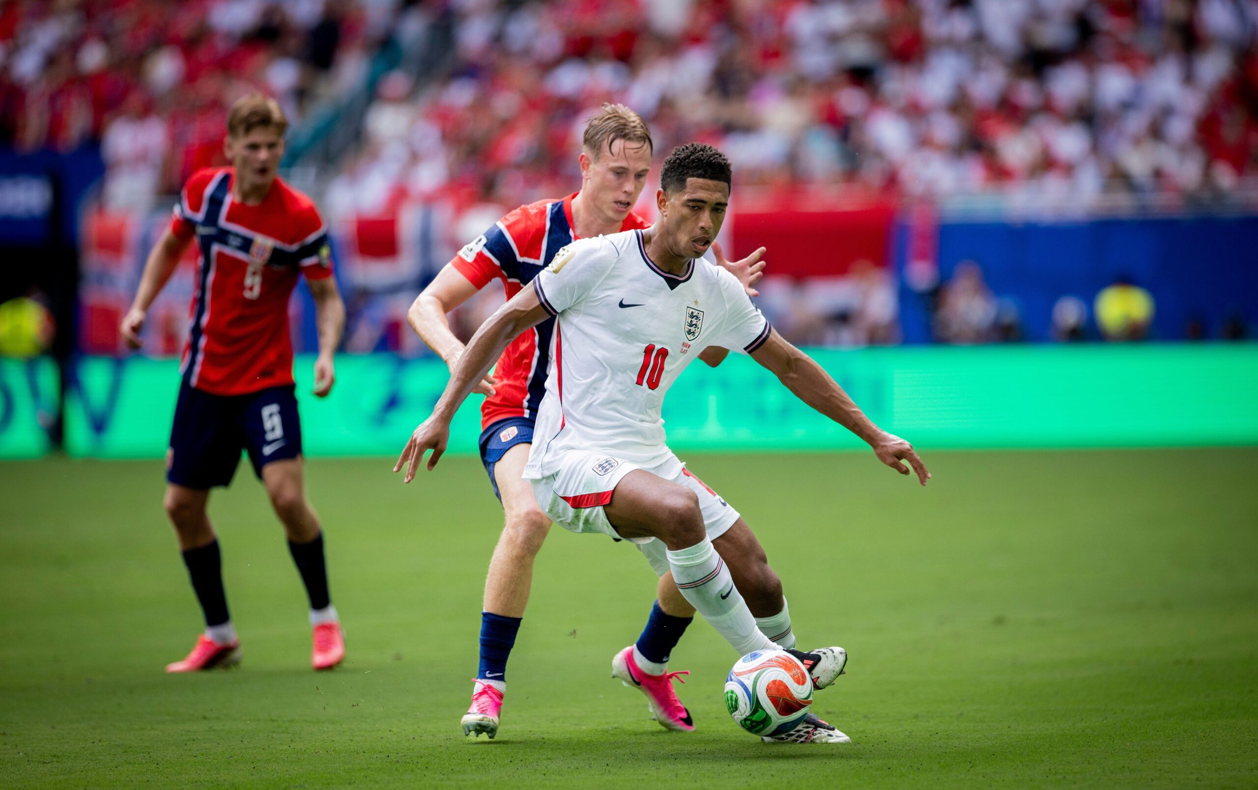 Anglia s-a calificat în semifinalele Cupei Mondiale după o victorie dramatică în fața Norvegiei, scor 2-1 / Jude Bellingham, eroul englezilor