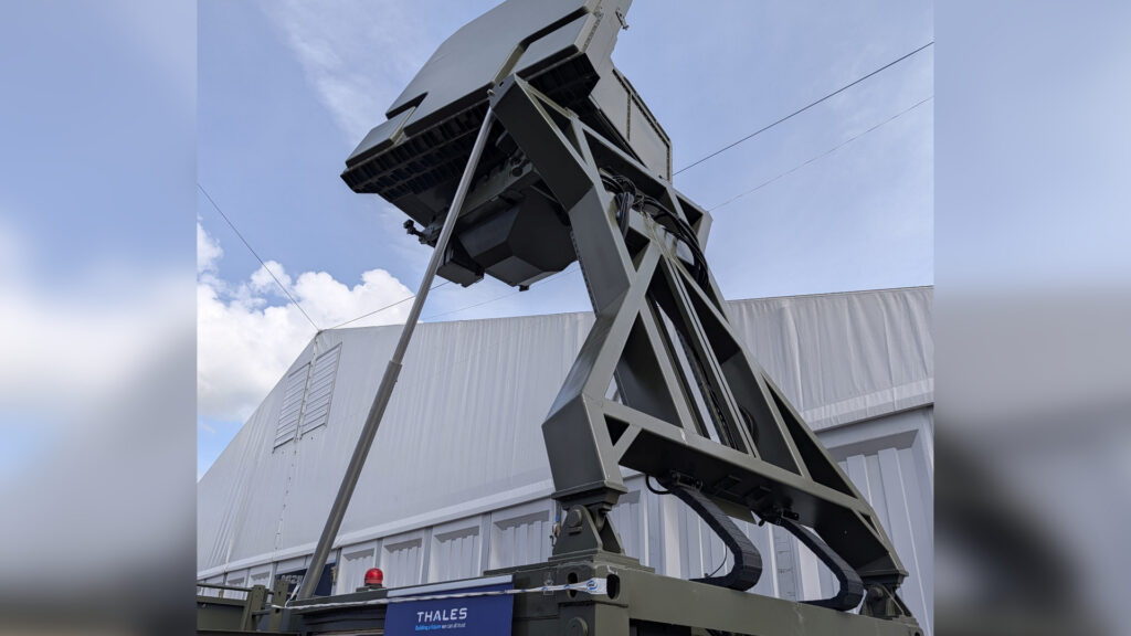 Situația la zi a contractelor semnate de România pe SAFE: acorduri de 7,5 mld. de euro parafate, inclusiv cu Airbus și Thales / Primul radar anti-dronă, vital pentru apărare, vine peste 11 luni