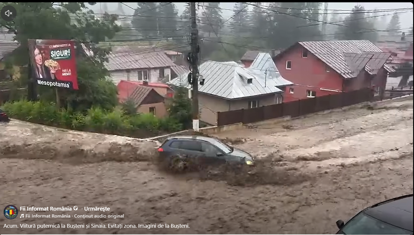 VIDEO UPDATE | Viitură puternică în Bușteni. DN1, blocat complet din cauza inundațiilor. O femeie de 33 de ani, salvată după ce a fost surprinsă de torent / Pompierii evacuează persoane blocate în autoturisme / Imagini cu o mașină luată de viitură