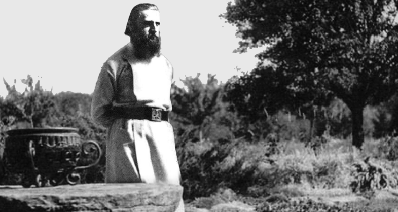 Aproape 15.000 de oameni la slujba de canonizare a lui Arsenie Boca