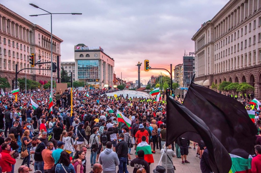 Mii de persoane au manifestat în Bulgaria contra proiectului de buget pentru 2026