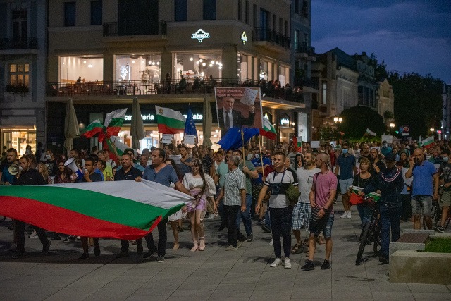 Guvernul bulgar retrage bugetul după ce mii de oameni au ieșit în stradă la Sofia