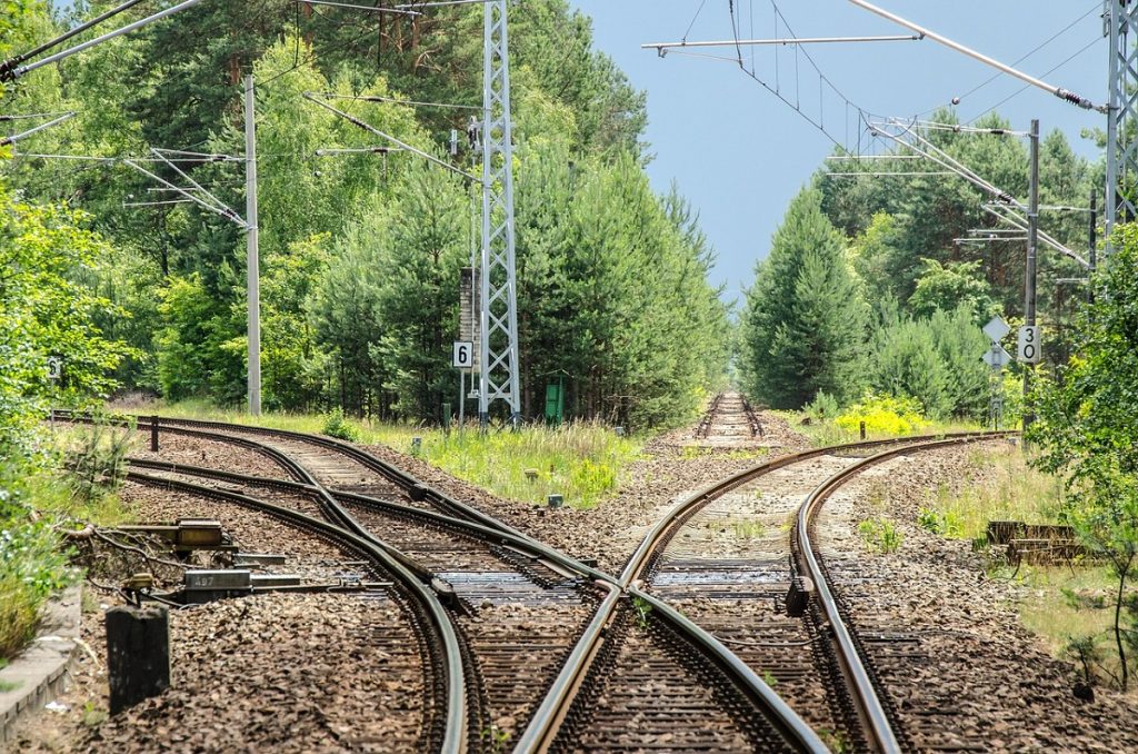 Marea Britanie îngheață tarifele pentru călătoria cu trenul, pentru prima dată în 30 de ani