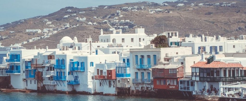 Veniturile Greciei din turism au depăşit 20 miliarde de euro în perioada ianuarie-septembrie 2025