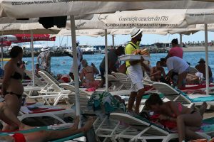 eforie litoral gogosi plaja umbrele