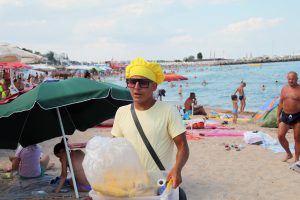 eforie litoral porumb fiert plaja umbrele
