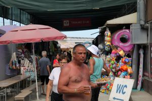 eforie litoral plaja turisti hamsie bere