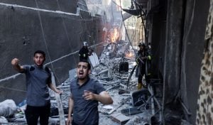 atac, rachete, distrugere, gaza, israel, suferinta. tensiune, frica, panica, lovitura, incendiu, flacari, scanteie, pompieri, jihadul islamic, palestina, palestinieni