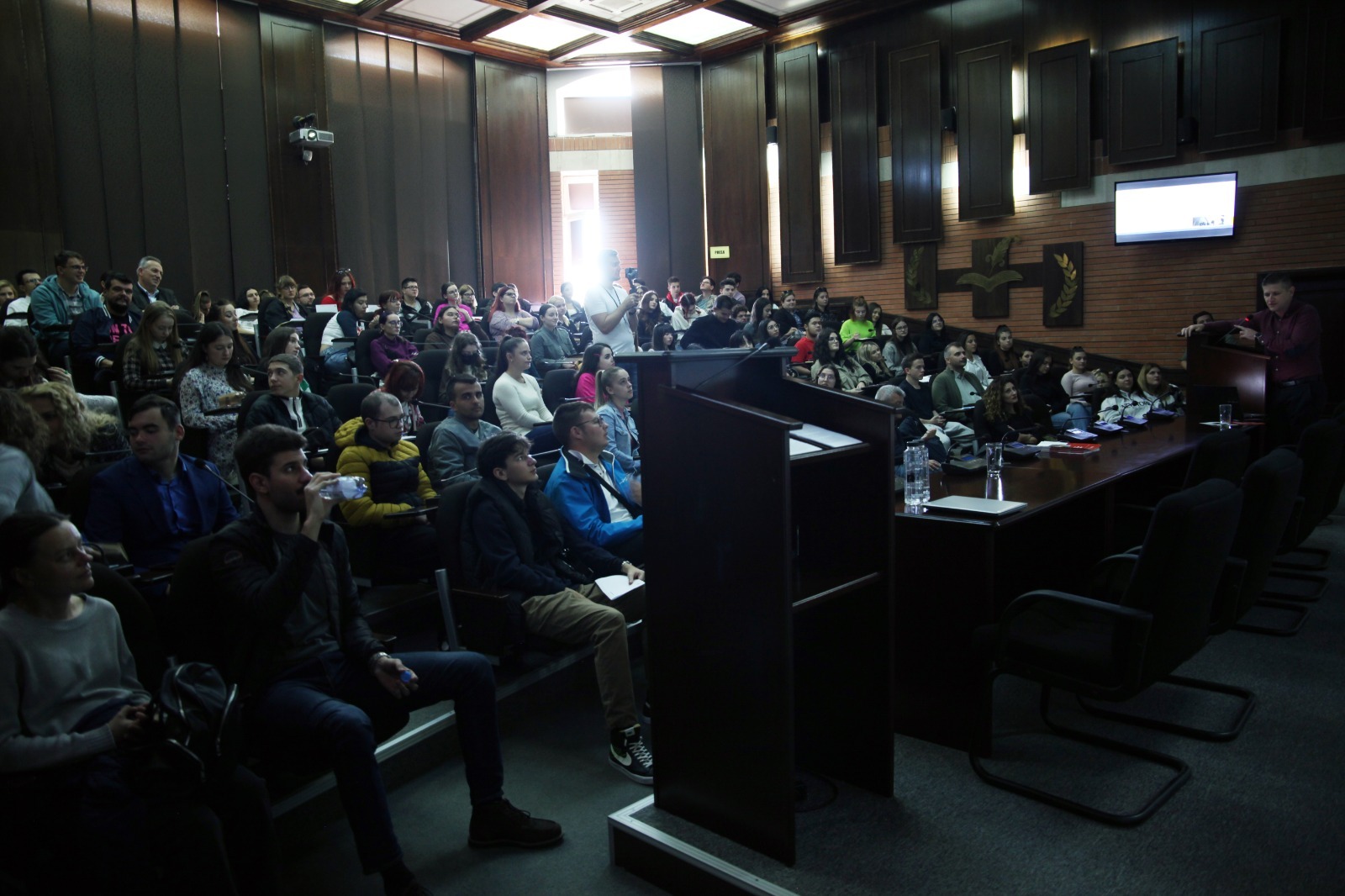 conferinta constanta fake news ambasada tarilor de jos g4media2