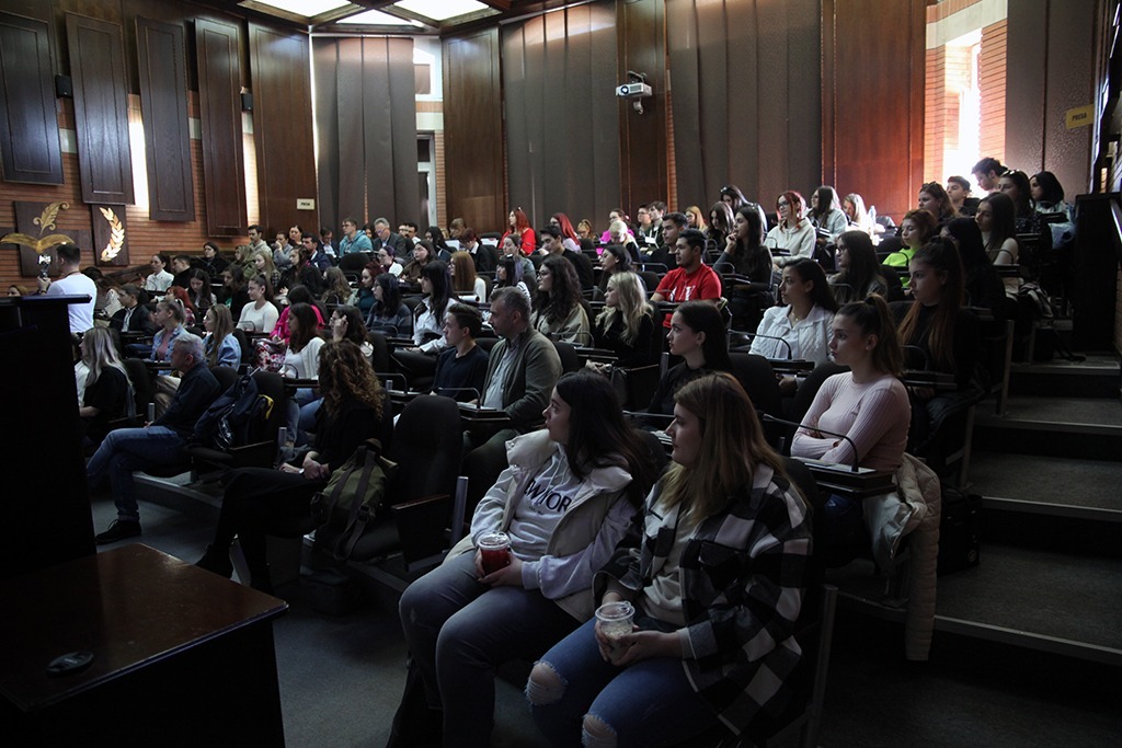 conferinta constanta fake news ambasada tarilor de jos g4media2