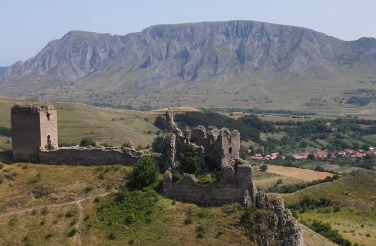 Cetatea colțești rimetea