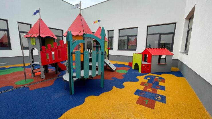 loc de joaca gradinita ciugud