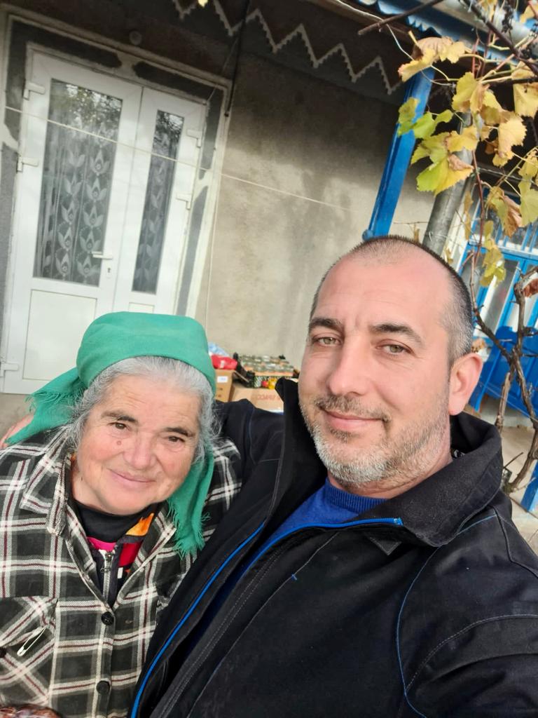 Patru Gabor, Sursa: arhiva personală: Doamna Lena, 70 ani, Trihatki, Ucraina, octombrie 2022;