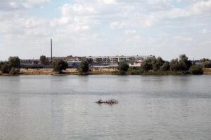 chilia veche delta dunarii dunare barci vapor tulcea cereale ucraina