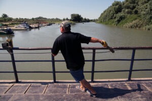 chilia veche delta dunarii dunare barci vapor tulcea cereale ucraina