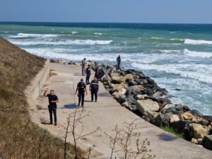 costinesti, dig, mare agitata, politie