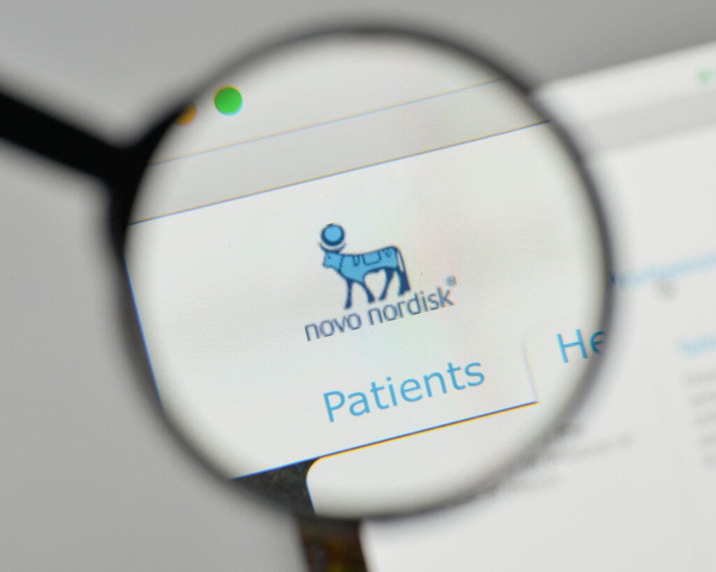 Acțiunile Novo Nordisk scad la minimul ultimilor patru ani după ce studiul clinic pentru medicamentul împotriva Alzheimerului nu a atins obiectivul principal