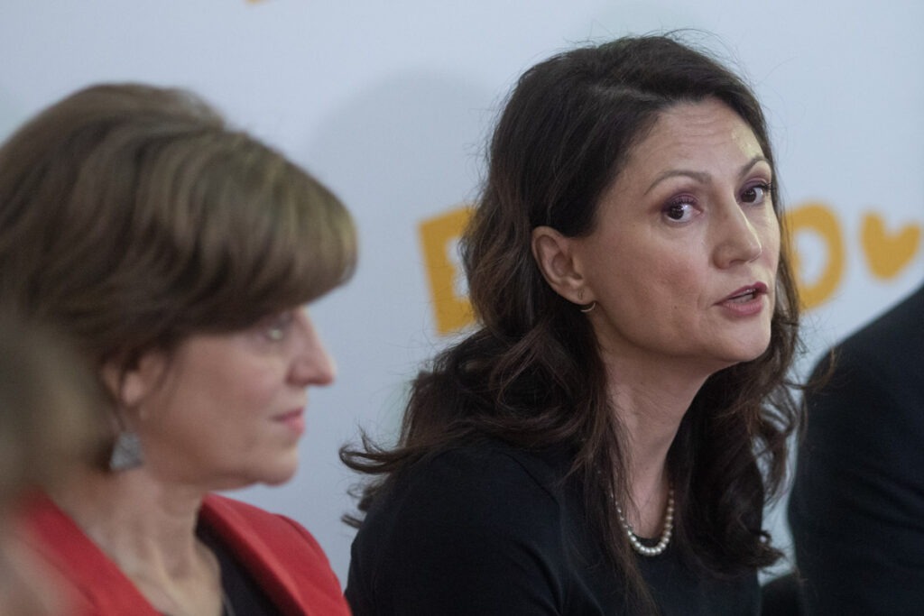Carmen Uscatu: Propunerea este ca Oana Gheorghiu să devină preşedinte onorific, deci să rămână un membru în asociaţia Dăruieşte Viaţă, dar fără drept de vot în Adunarea generală / Ar rezolva această problemă de incompatibilitate