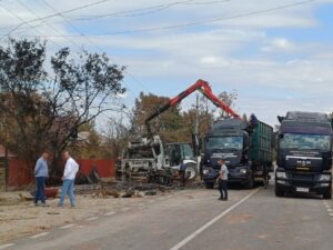 crevedia camion carbonizat
