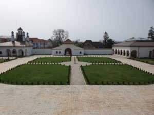 palatul brancovenesc potlogi