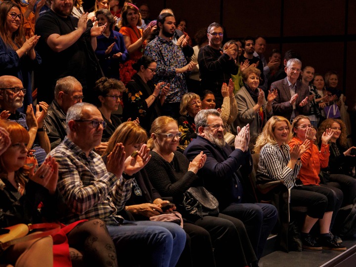 Aproape 70% din adulții chestionați despre consumul cultural în 2024 nu au participat niciodată la o astfel de activitate / Doar un sfert din cei care consumă cultură merg la teatru cel puțin o dată pe an