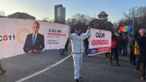 protest piata victoriei calin georgescu stegar dac