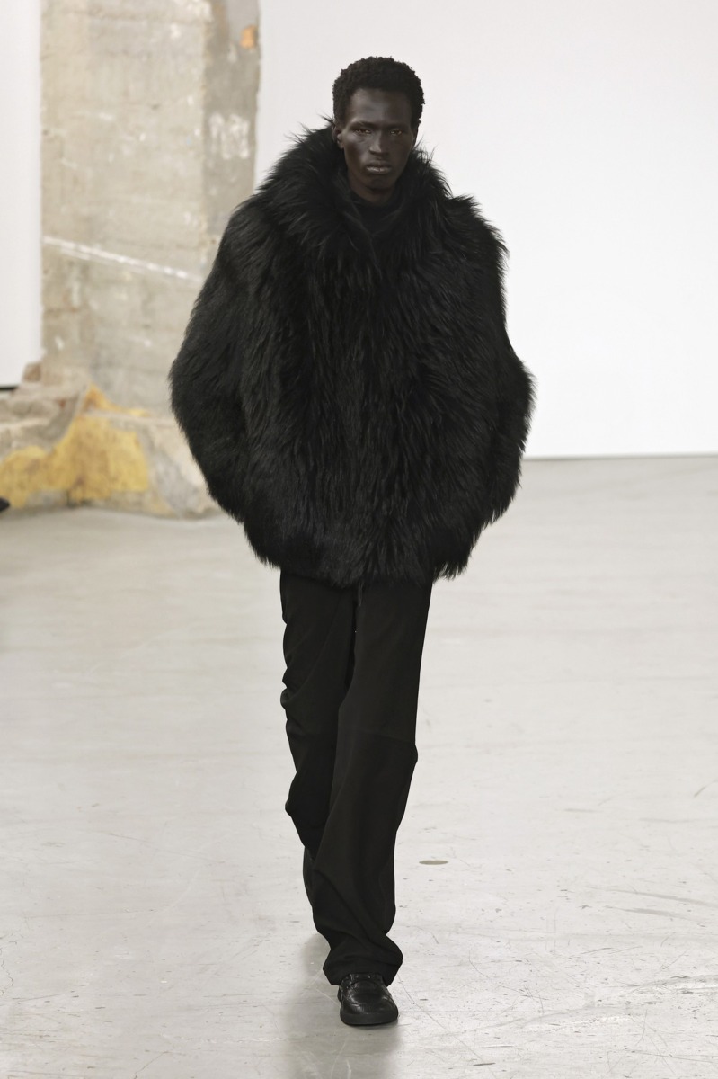 gabriela hearst paris fashion week 