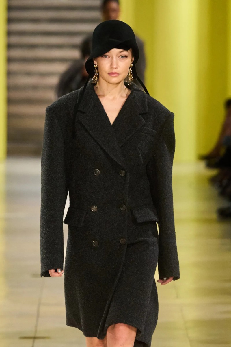miu miu paris fashion week 2025 