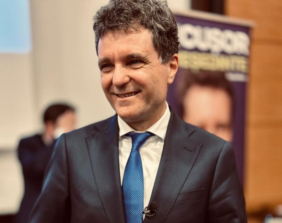 nicusor dan 