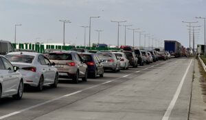 Coadă de mașini pe centura spre vama Giurgiu