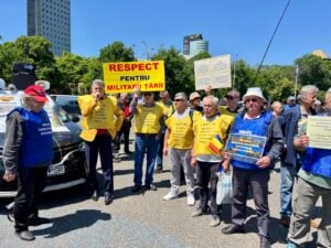 proteste silvicultori sindicate transporturi militare rezerviști militari