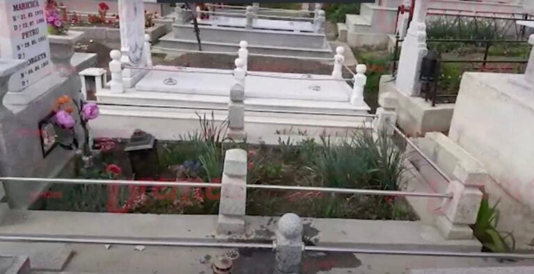 Consilierii locali ai municipiului Vaslui au aprobat lucrări de urgenţă în Cimitirul „Eternitatea” pentru stoparea alunecărilor de teren