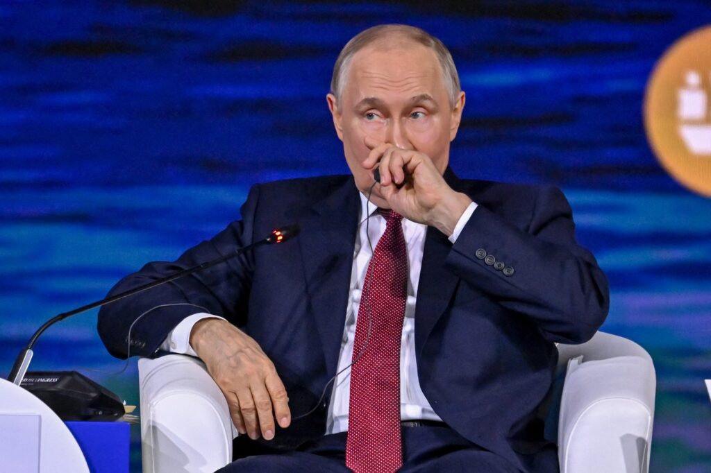 Putin cere o inteligență artificială suverană, deoarece chatboții occidentali sunt „inacceptabili”