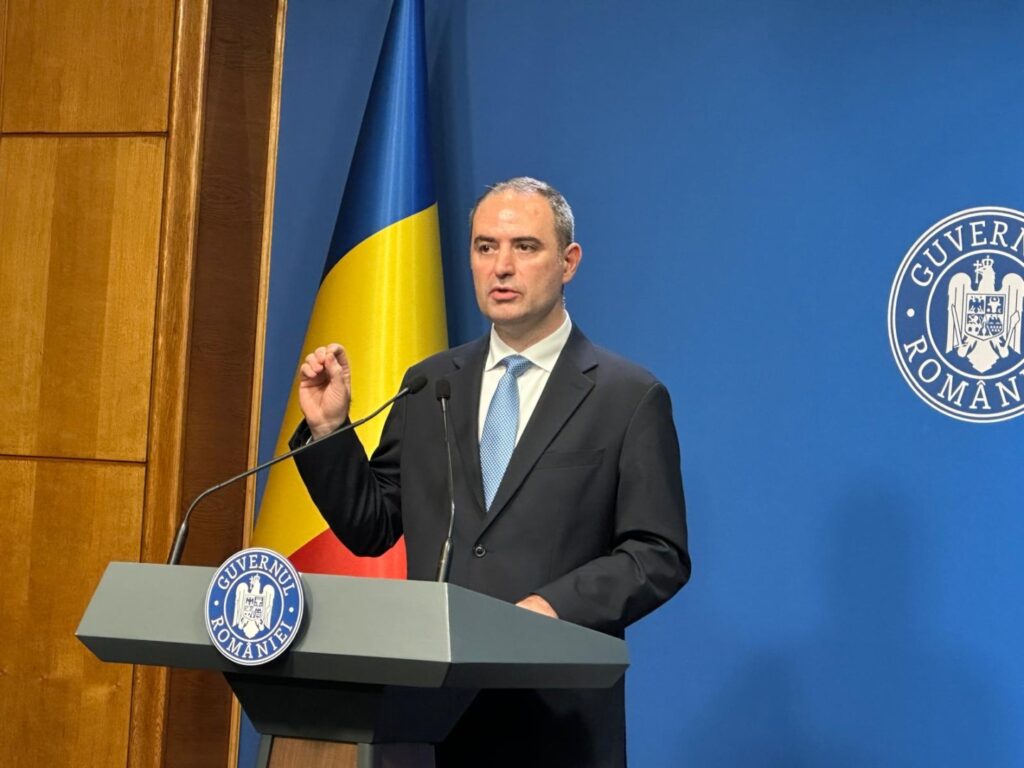 Ministrul Finanţelor, despre rectificarea bugetară: Am mutat resursele de unde nu s-au consumat, acolo unde nevoile sunt reale şi urgente/ Ţinta de deficit de 8,4% rămâne intactă