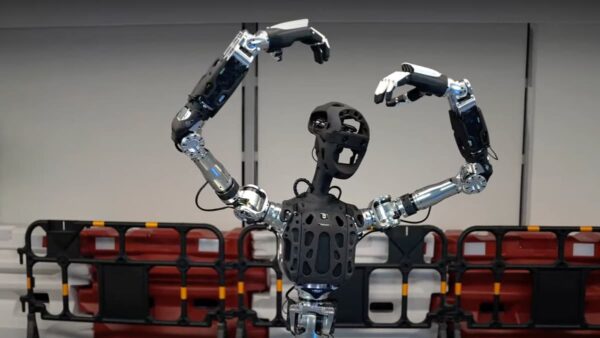 O „bulă a roboților umanoizi” este în curs de formare, avertizează China