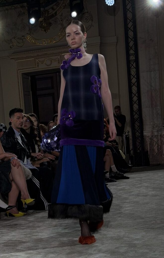 ema -sara carpusor mercedes benz bucharest fashion week next generation