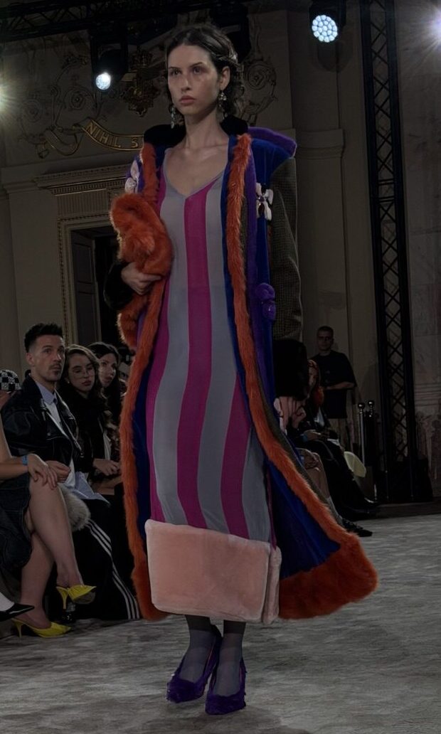 ema -sara carpusor mercedes benz bucharest fashion week next generation