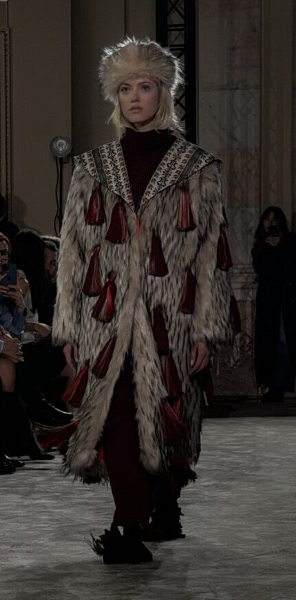 aizme onder mercedes-benz bucharest fashion week 
